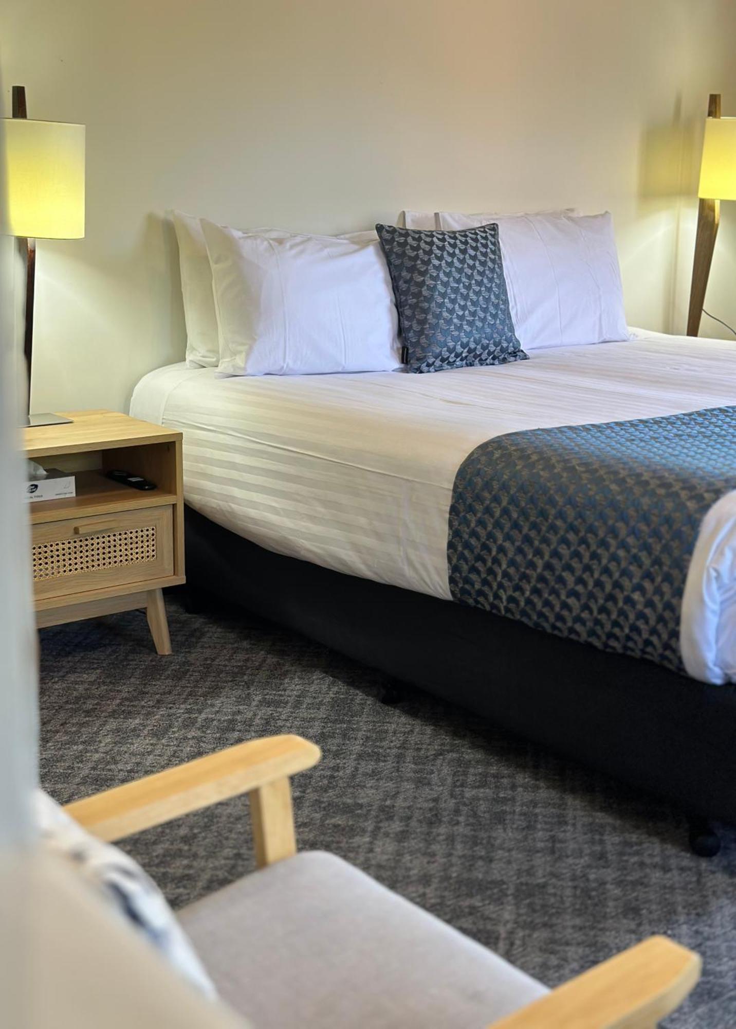 Romano'S Hotel & Suites Wagga Wagga Bagian luar foto